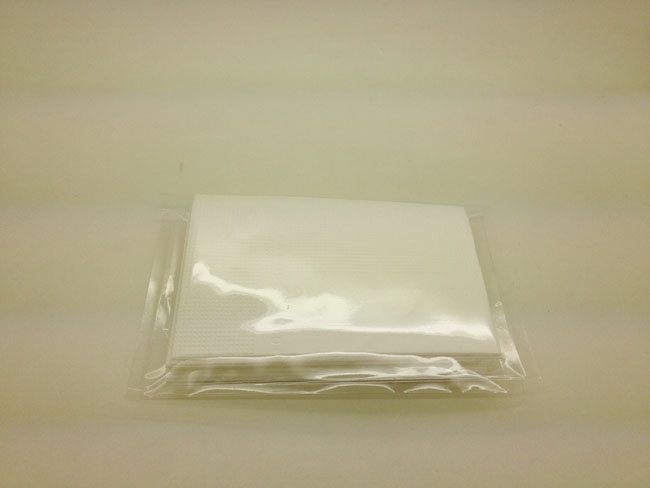 Transparent tissue pack